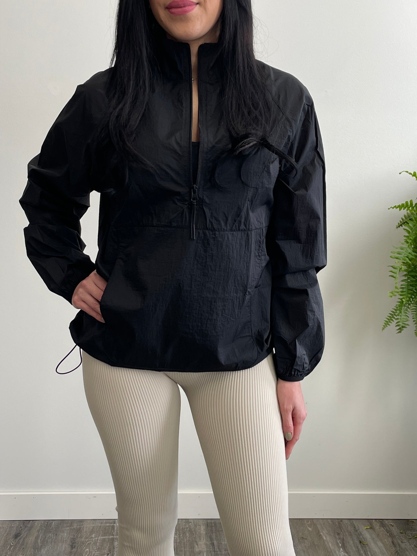 Sheer Active Anorak Windbreaker - 21 Kouture