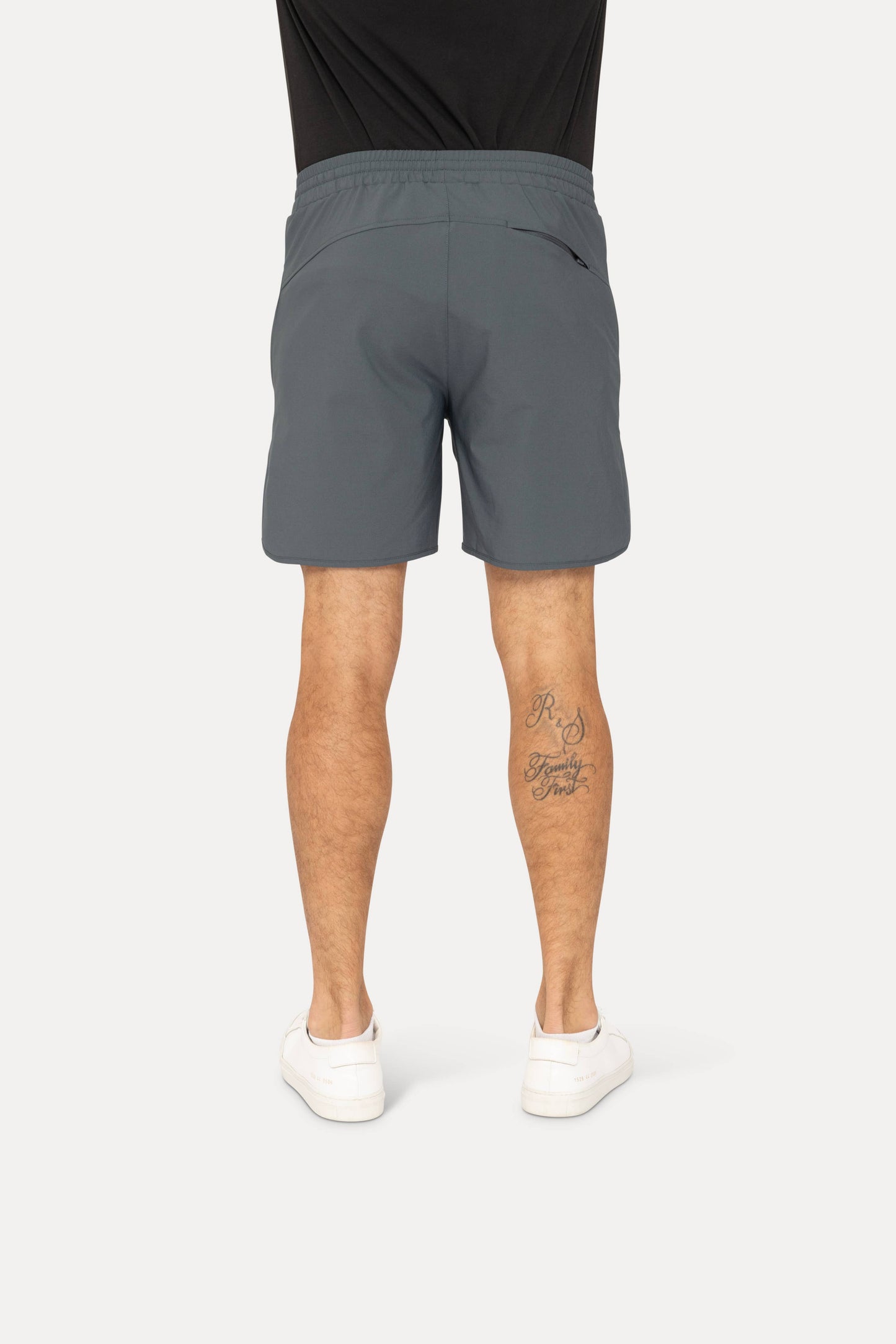 Wave Accent Essential Active Shorts